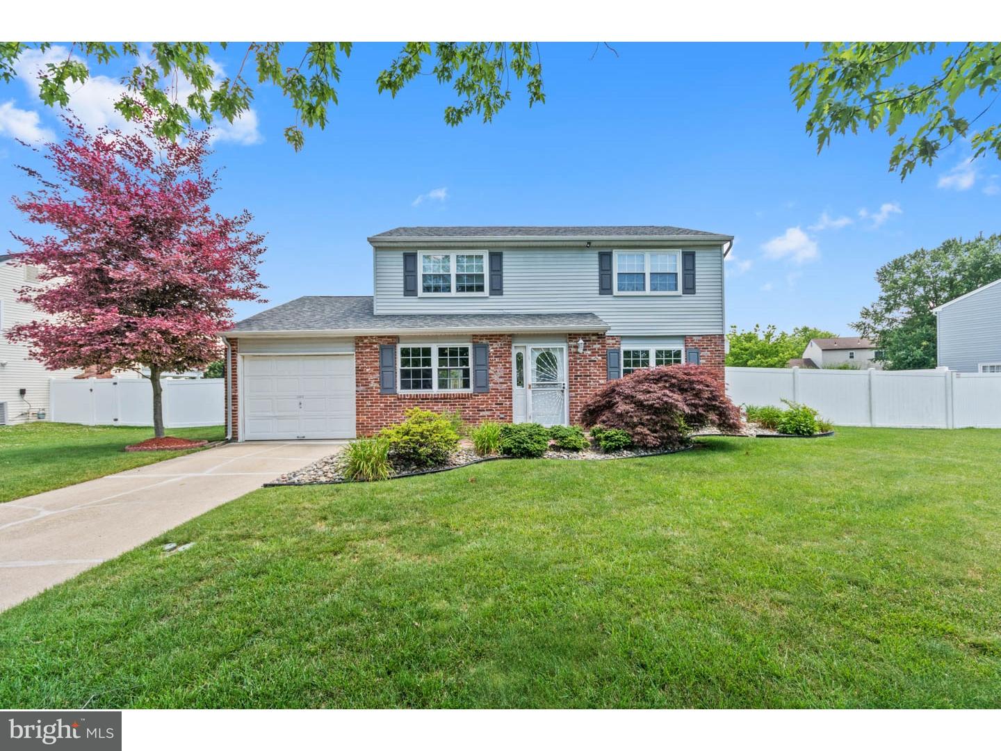 34 Hartford Road Sewell, NJ 08080 - Photo 2 of 25