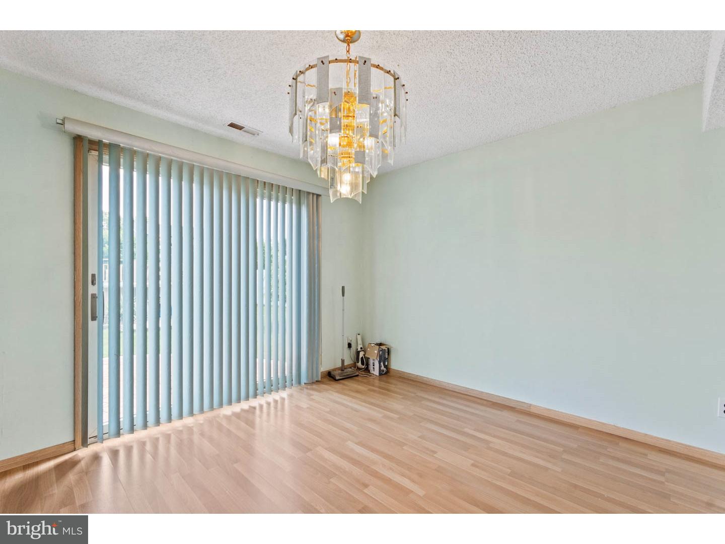 34 Hartford Road Sewell, NJ 08080 - Photo 11 of 25