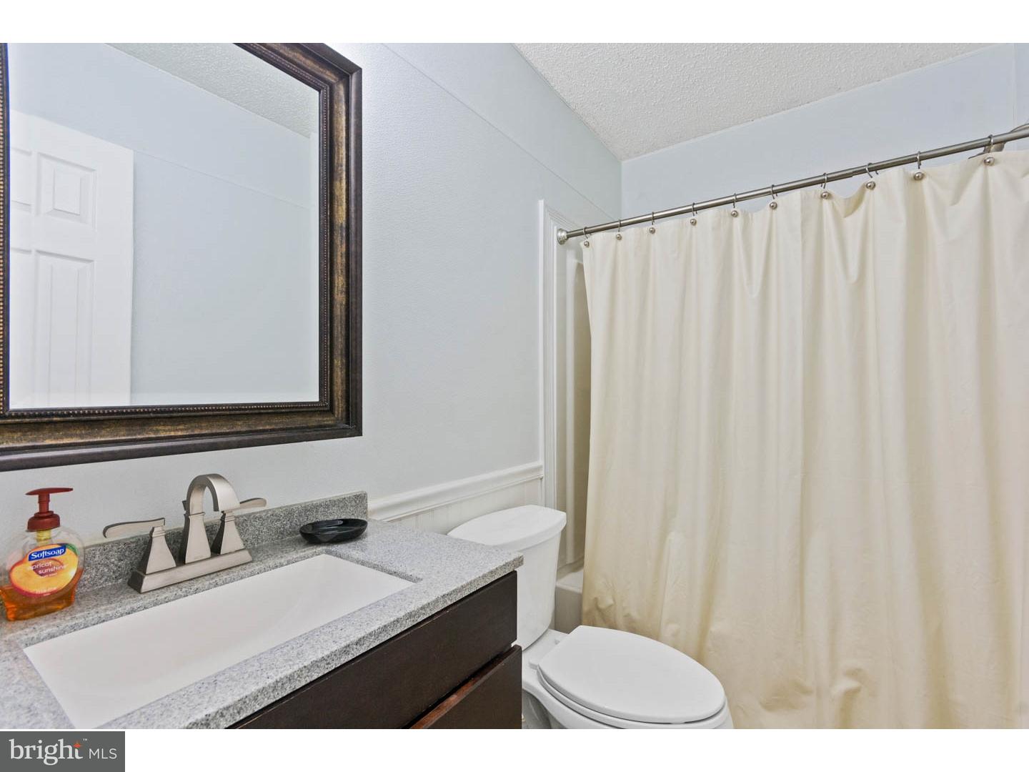 34 Hartford Road Sewell, NJ 08080 - Photo 14 of 25