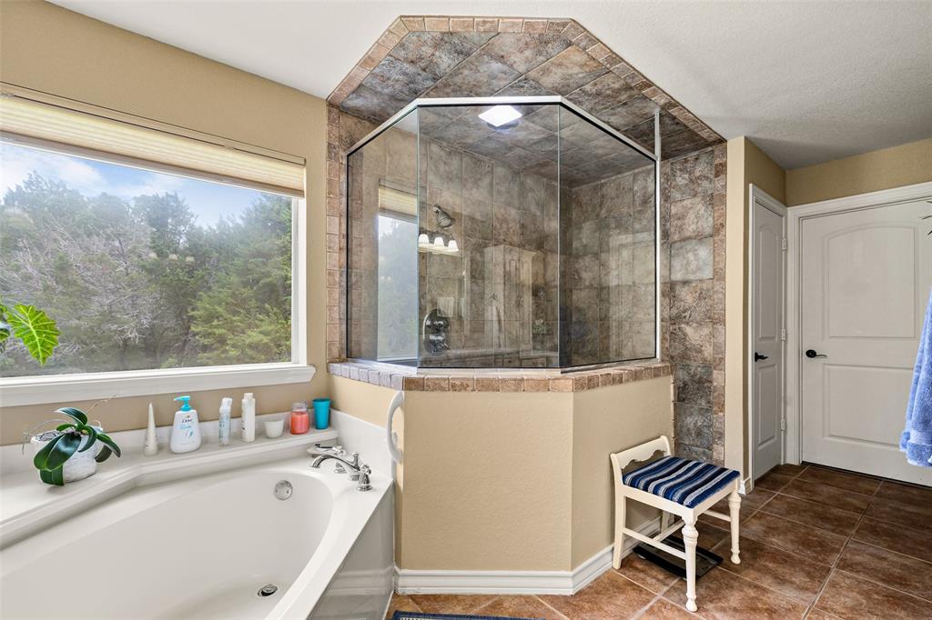 2809 Wind Point Court Tolar, TX 76476 - Photo 20 of 40