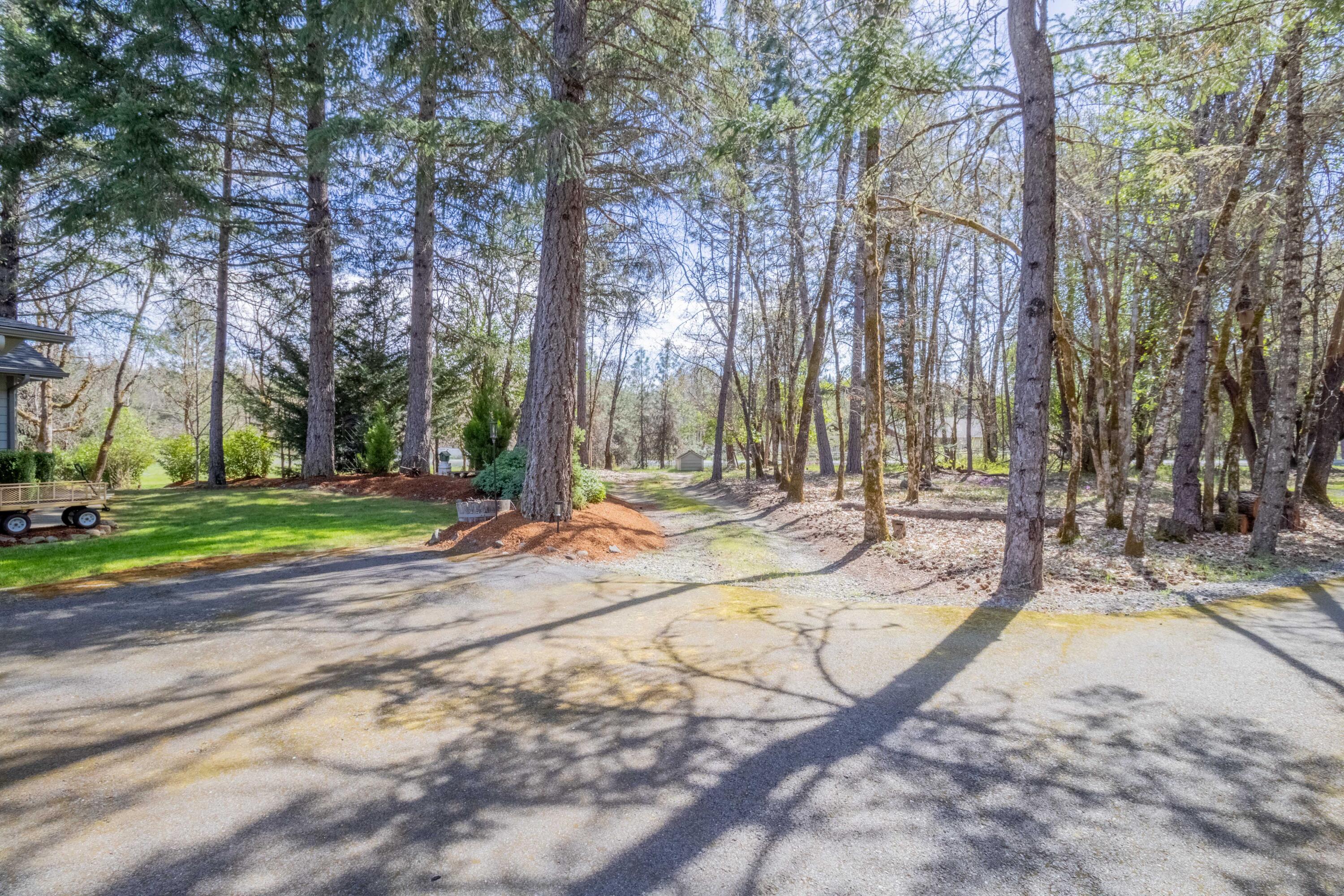 185 Starflower Way Merlin, OR 97532 - Photo 57 of 62