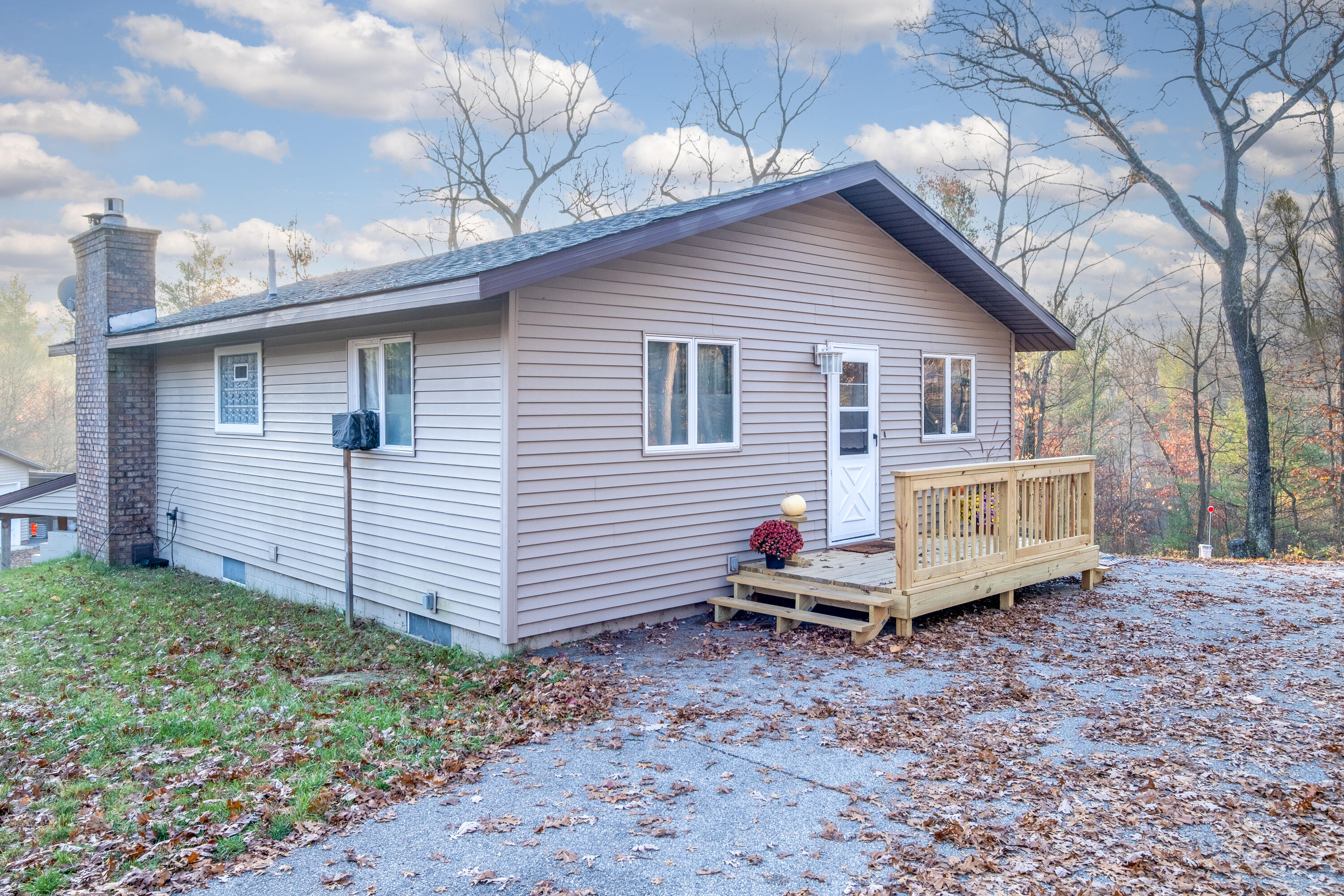 6470 South Centerline Road Newaygo, MI 49337 - Photo 3 of 34 DSCF6059-Edit