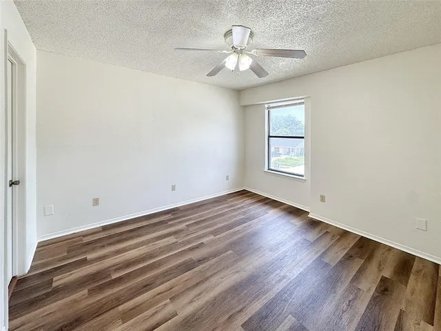 $1,350 | 1024 Southmoor Drive, Unit 1026, Arlington, TX 76010