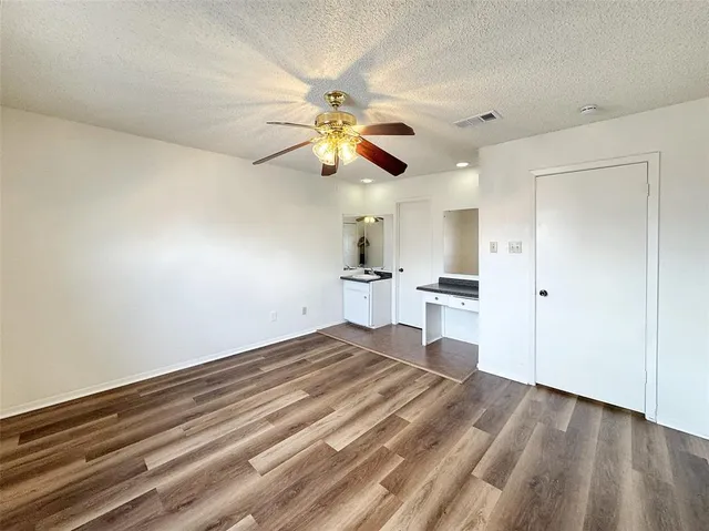 $1,350 | 1024 Southmoor Drive, Unit 1026, Arlington, TX 76010