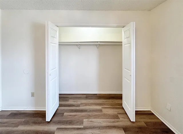 $1,350 | 1024 Southmoor Drive, Unit 1026, Arlington, TX 76010