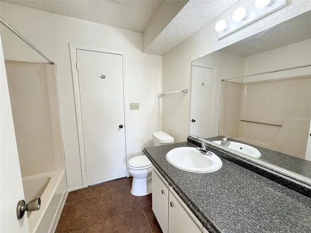 $1,350 | 1024 Southmoor Drive, Unit 1026, Arlington, TX 76010