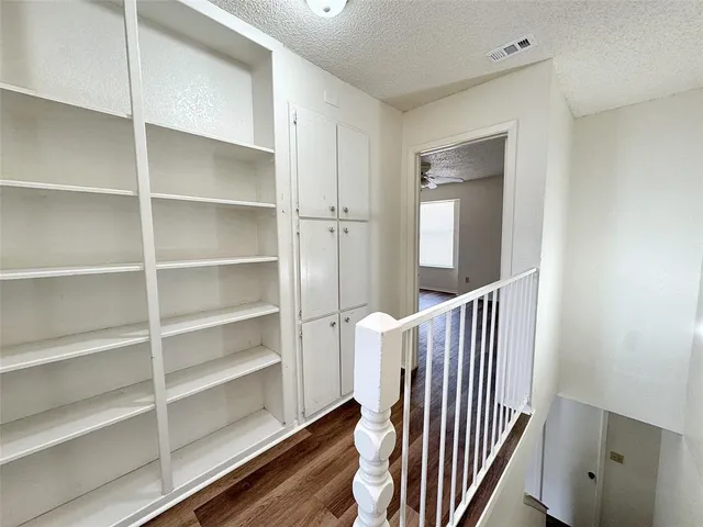 $1,350 | 1024 Southmoor Drive, Unit 1026, Arlington, TX 76010