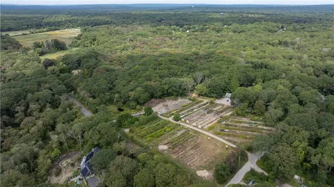 $1,975,000 | 47 Tuckertown Road, South Kingstown, RI 02879