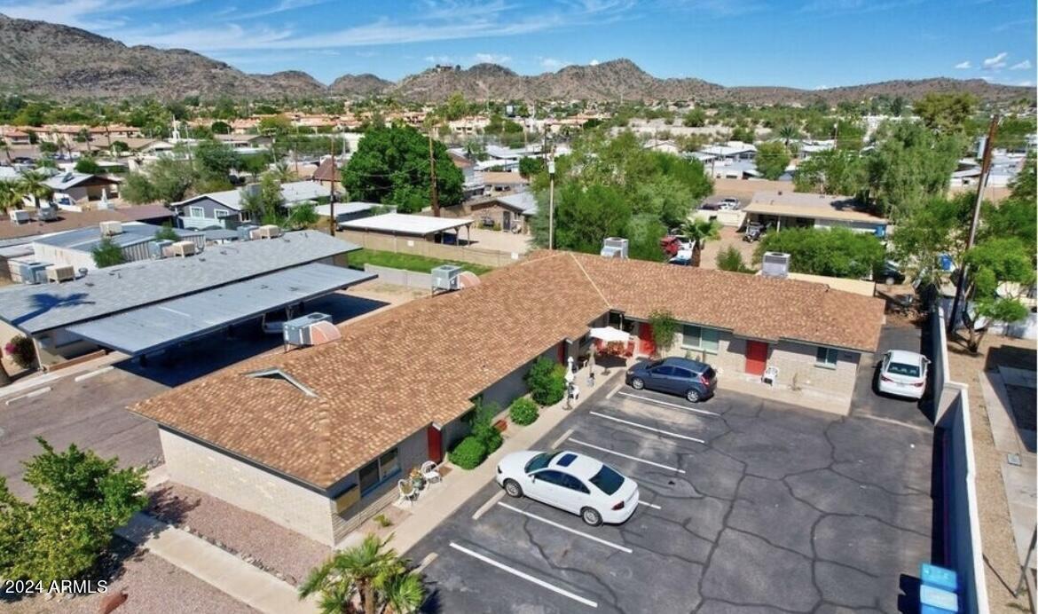 1420 East Brown Street, Unit D Phoenix, AZ 85020 - Photo 5 of 11 an aerial view of a house with a garden