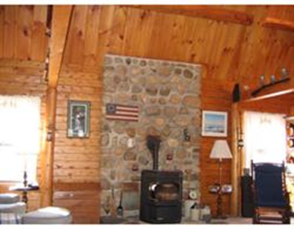 247 1/2 Allen Road Belchertown, MA 01007 - Photo 4 of 7 Gallery Image 4