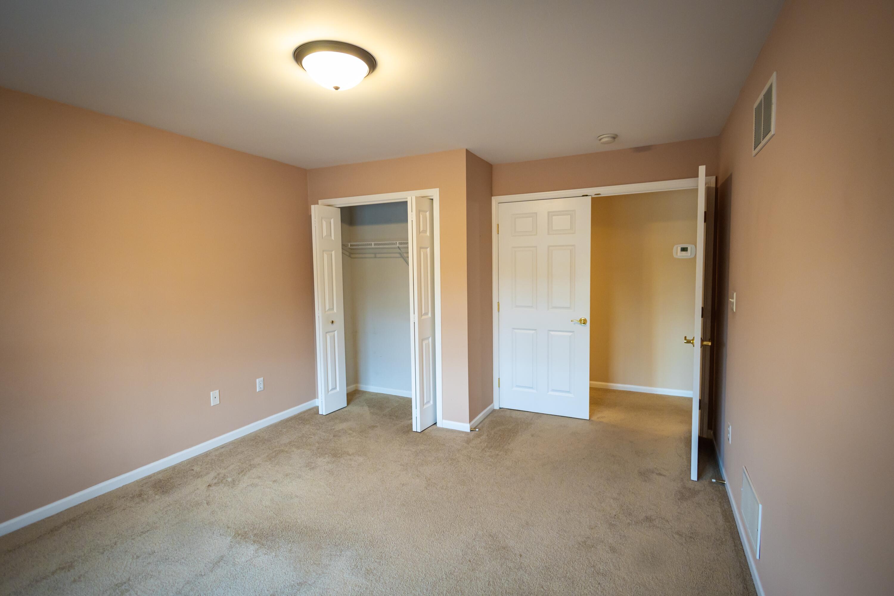 1608 White Oak Circle, Unit 2A Munster, IN 46321 - Photo 19 of 37 3000x2000