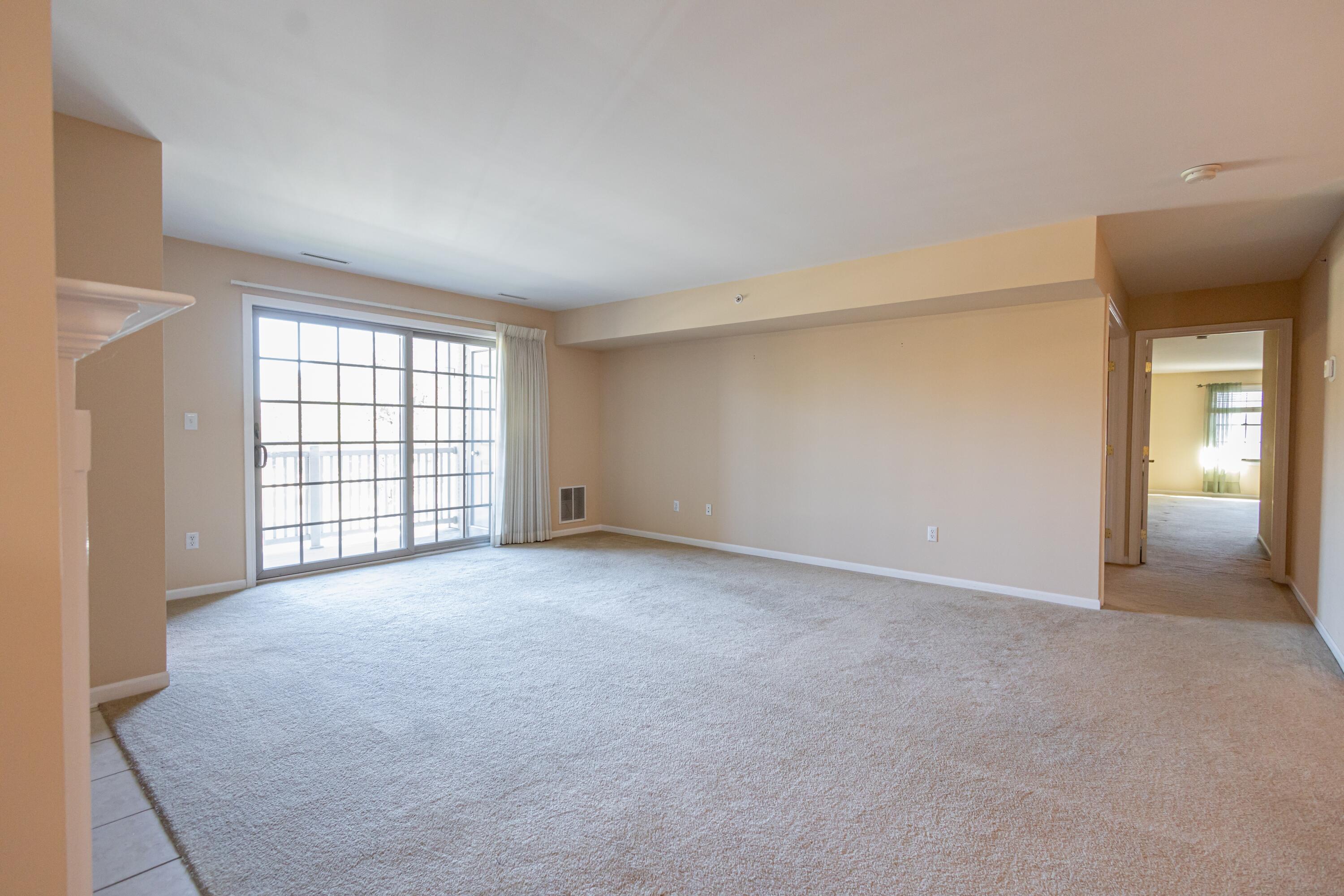 1608 White Oak Circle, Unit 2A Munster, IN 46321 - Photo 7 of 37 3000x2000