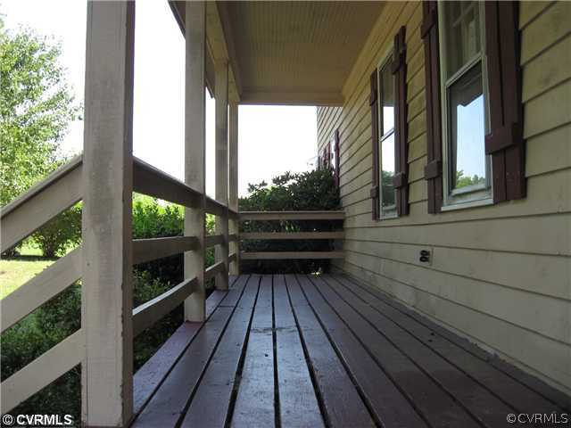 4810 Wilconna Road Chesterfield, VA 23832 - Photo 4 of 11 a view of deck with wooden floor and outdoor space