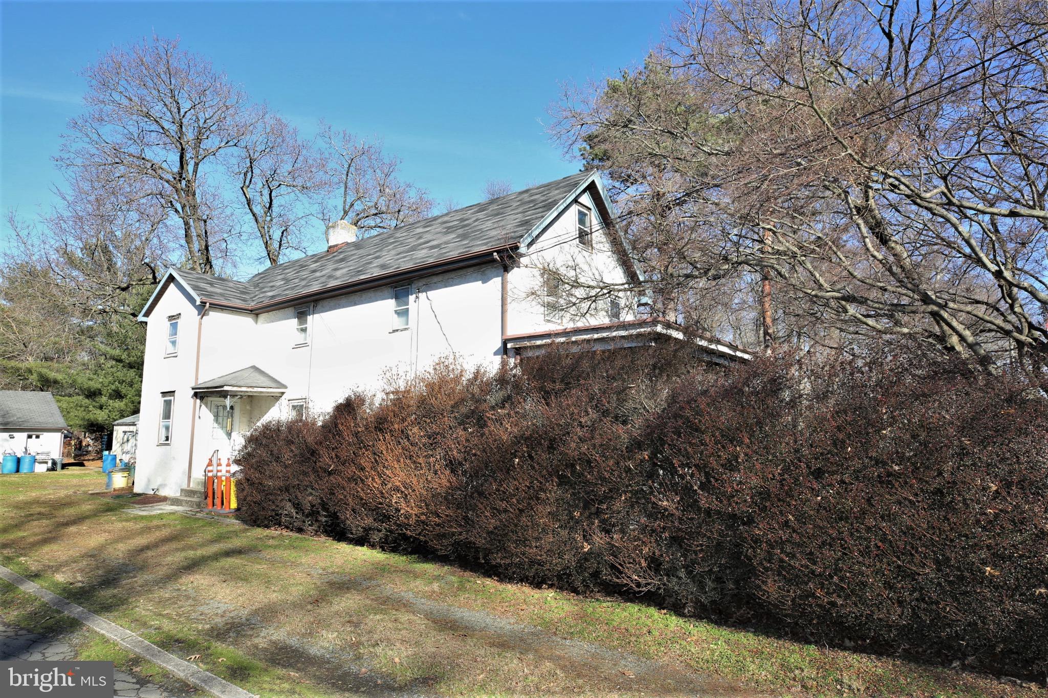20 West Upper Ferry Road Trenton, NJ 08628 - Photo 3 of 17 Gallery Image 3