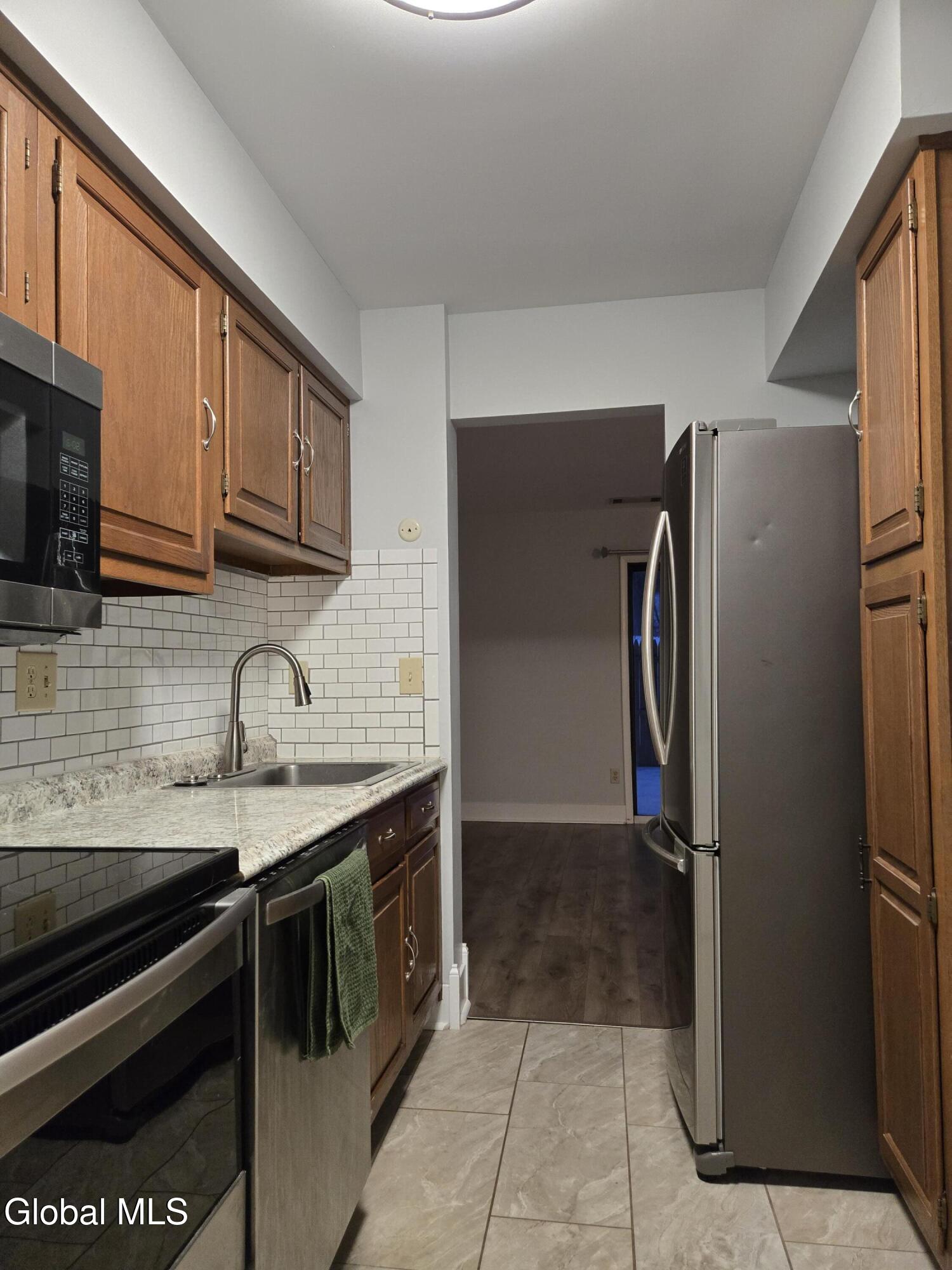 93 Ridgewood Terrace Albany, NY 12203 - Photo 20 of 38 20260301_180218