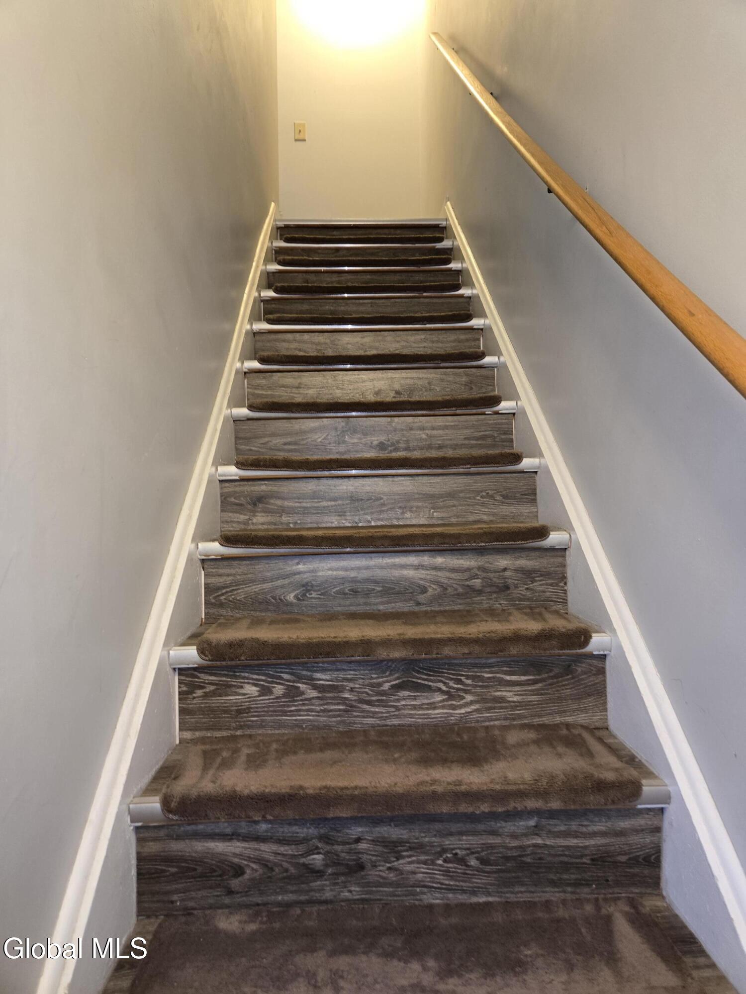 93 Ridgewood Terrace Albany, NY 12203 - Photo 25 of 38 20260307_170740