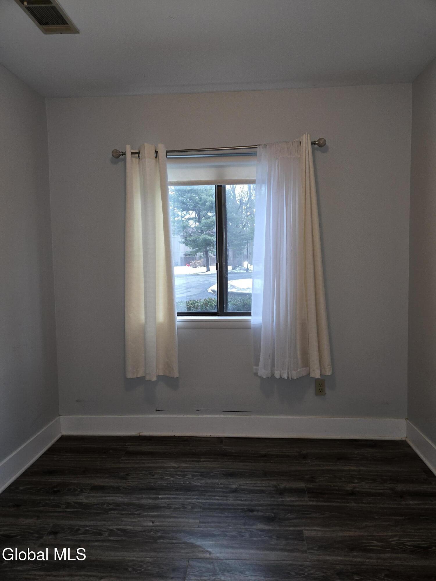 93 Ridgewood Terrace Albany, NY 12203 - Photo 3 of 38 20260307_170652