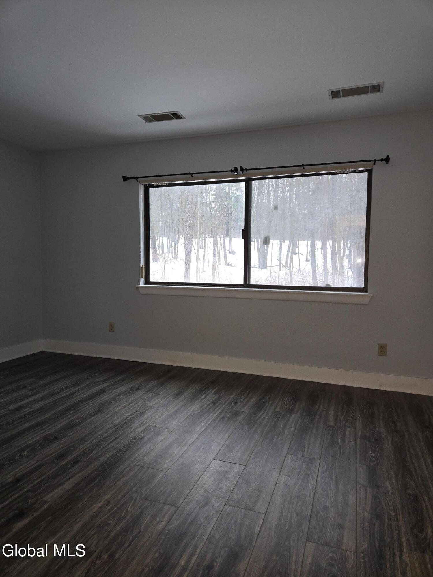 93 Ridgewood Terrace Albany, NY 12203 - Photo 35 of 38 20260307_171105