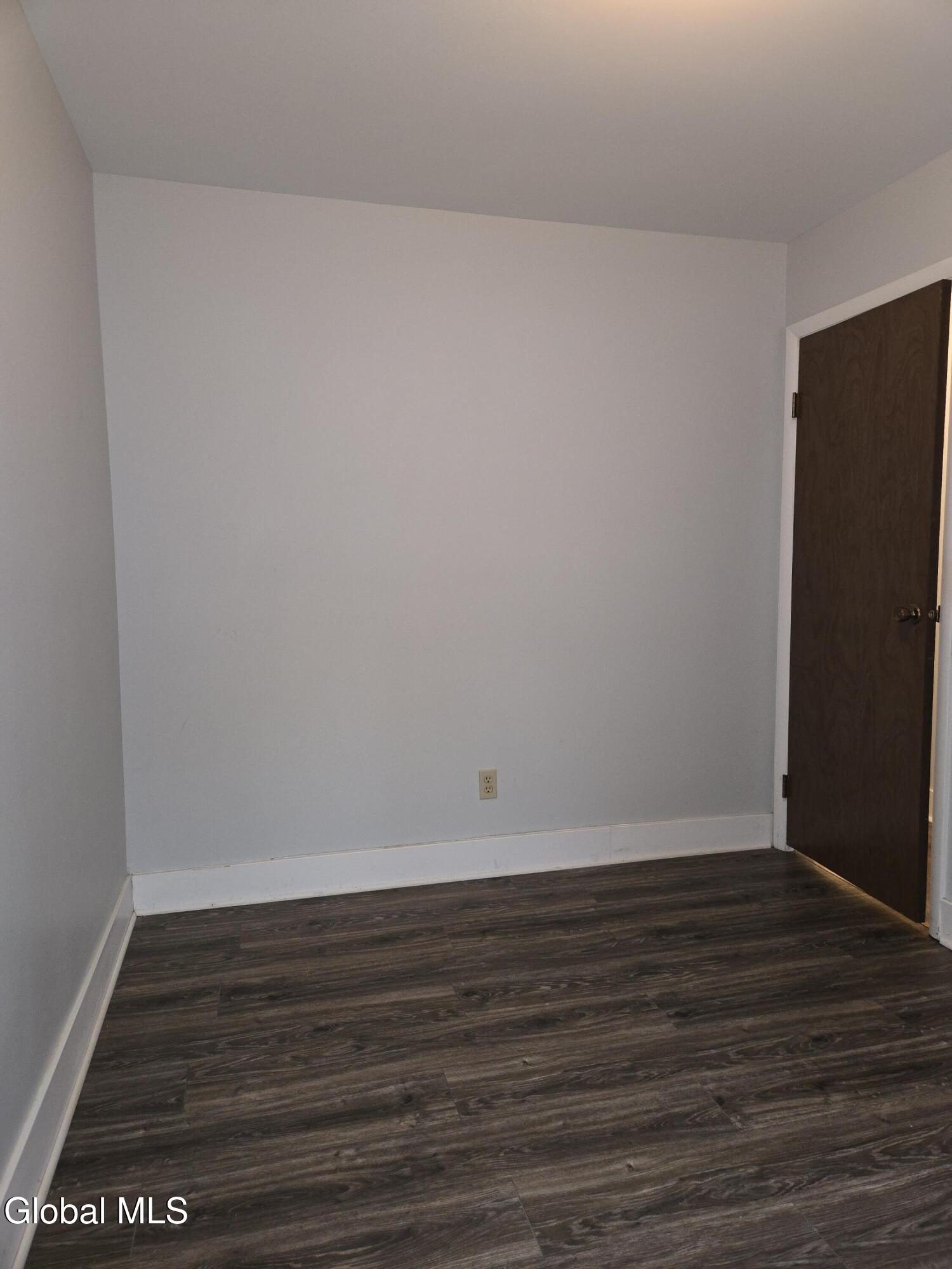 93 Ridgewood Terrace Albany, NY 12203 - Photo 6 of 38 20260307_170711