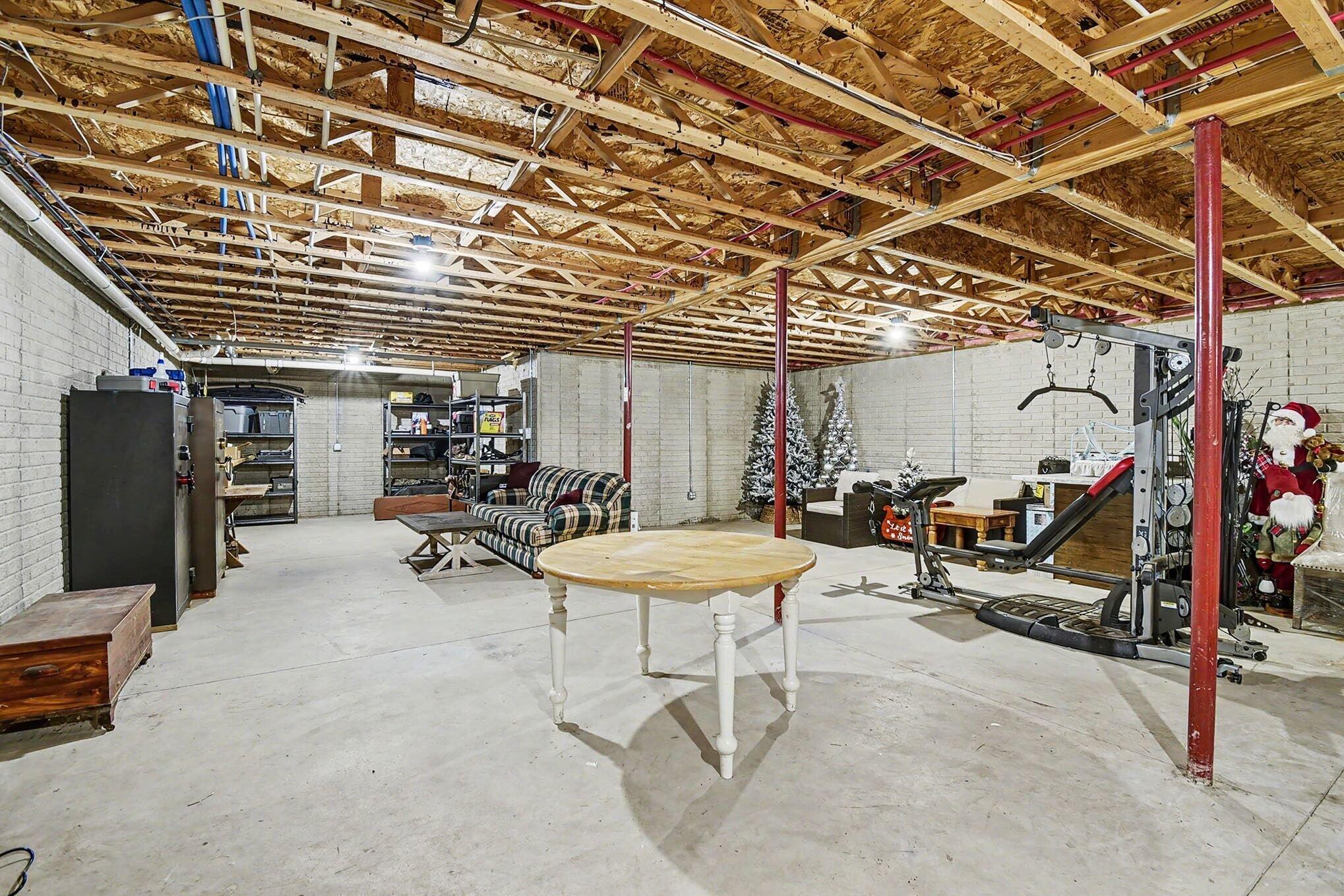 6333 Blackmar Road Bridgeport, MI 48722 - Photo 19 of 32 Basement