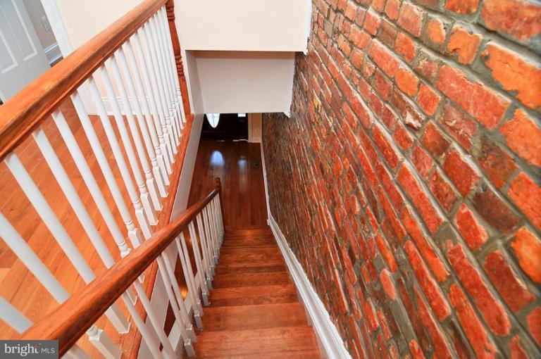 514 Park Road Northwest Washington, DC 20010 - Photo 6 of 15 a view of entryway