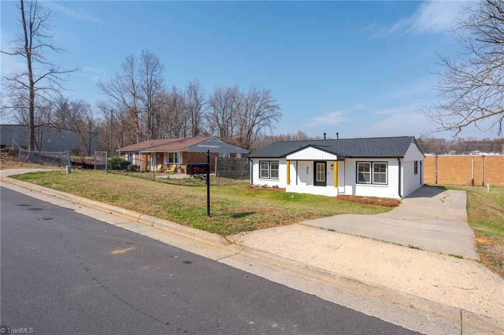 423 Habersham Road High Point, NC 27260 - Photo 7 of 42 Gallery Image 7