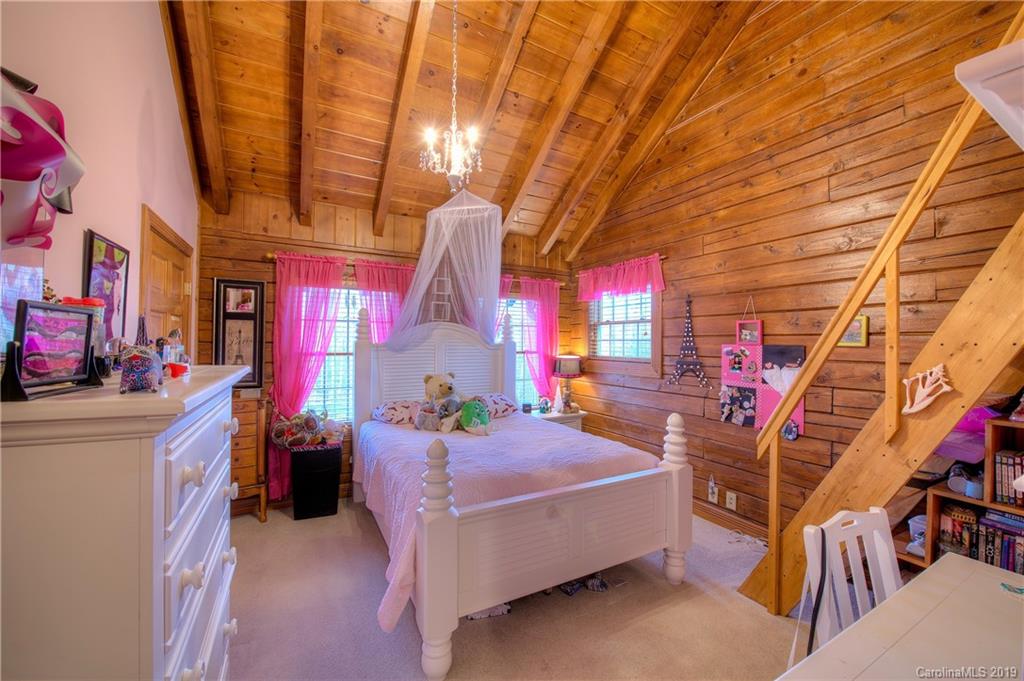 191 Red Bird Road Spruce Pine, NC 28777 - Photo 27 of 48 Gallery Image 27