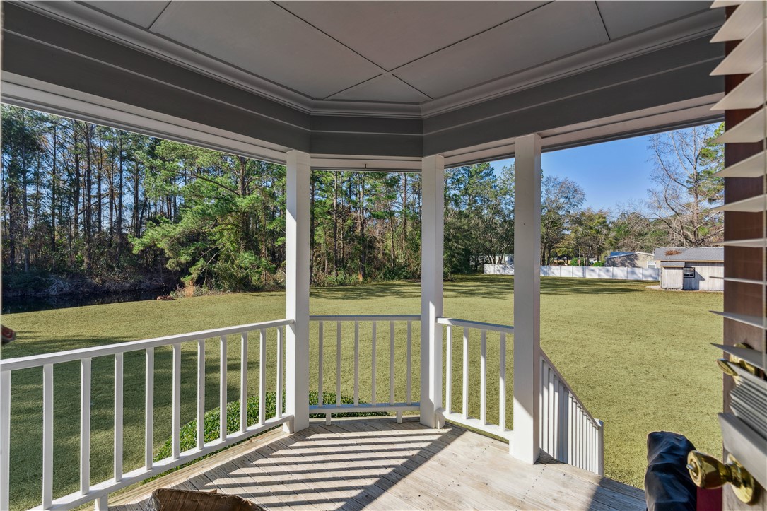 159 Wingefield Cmns Brunswick, GA 31525 - Photo 39 of 42 Rear Porch
