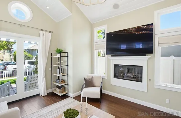 $2,149,900 | 4008 Honeycutt Street, San Diego, CA 92109