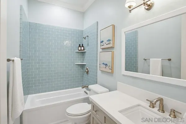 $2,149,900 | 4008 Honeycutt Street, San Diego, CA 92109