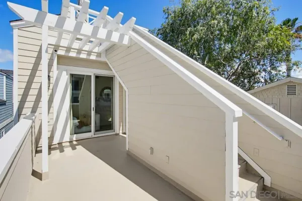 $2,149,900 | 4008 Honeycutt Street, San Diego, CA 92109