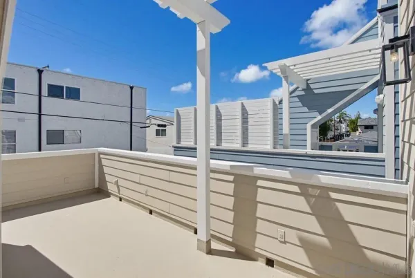 $2,149,900 | 4008 Honeycutt Street, San Diego, CA 92109