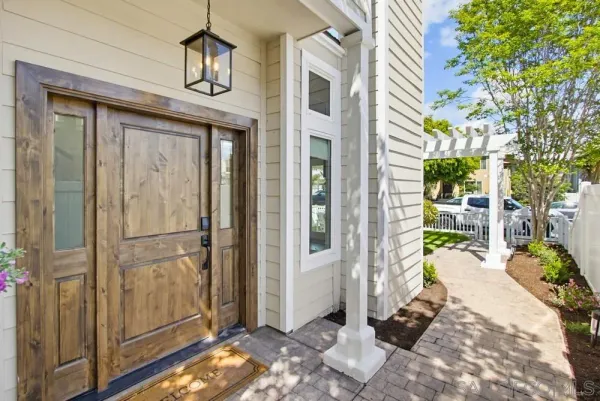 $2,149,900 | 4008 Honeycutt Street, San Diego, CA 92109