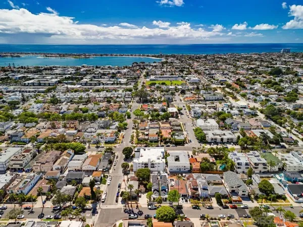 $2,149,900 | 4008 Honeycutt Street, San Diego, CA 92109