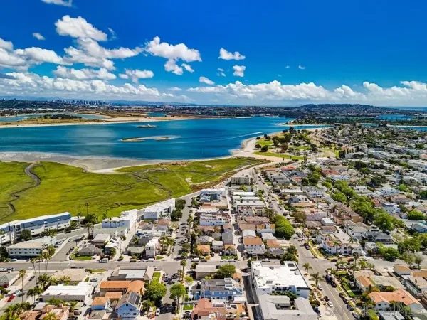 $2,149,900 | 4008 Honeycutt Street, San Diego, CA 92109