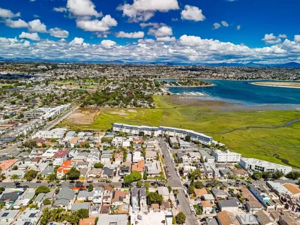 $2,149,900 | 4008 Honeycutt Street, San Diego, CA 92109