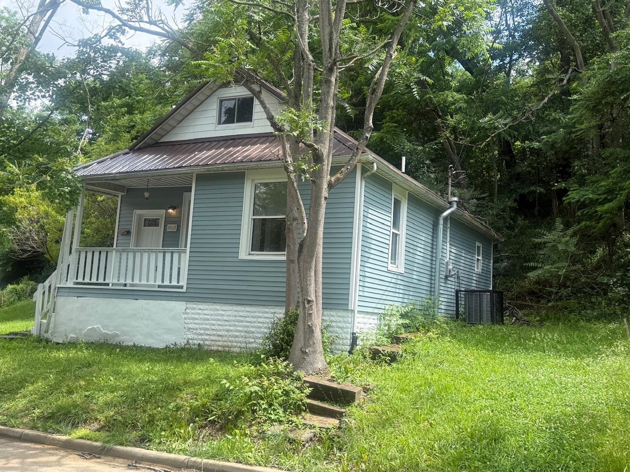 3013 Simpson Road Ashland, KY 41101 - Photo 2 of 28