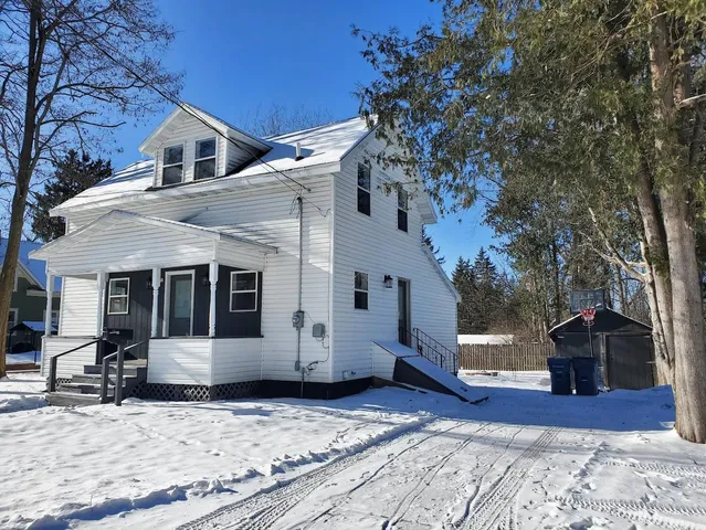 $168,000 | 111 North 12th Street, Clintonville, WI 54929