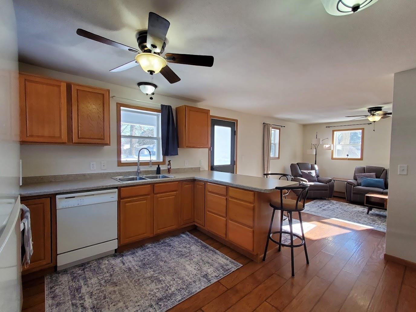 111 North 12th Street Clintonville, WI 54929 - Photo 4 of 33