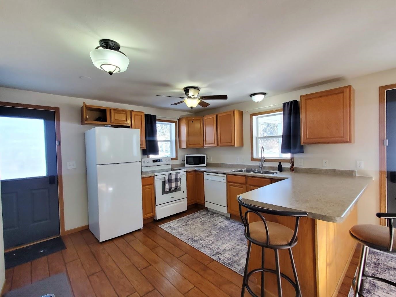 111 North 12th Street Clintonville, WI 54929 - Photo 8 of 33