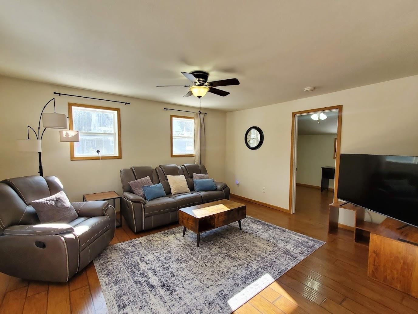 111 North 12th Street Clintonville, WI 54929 - Photo 10 of 33