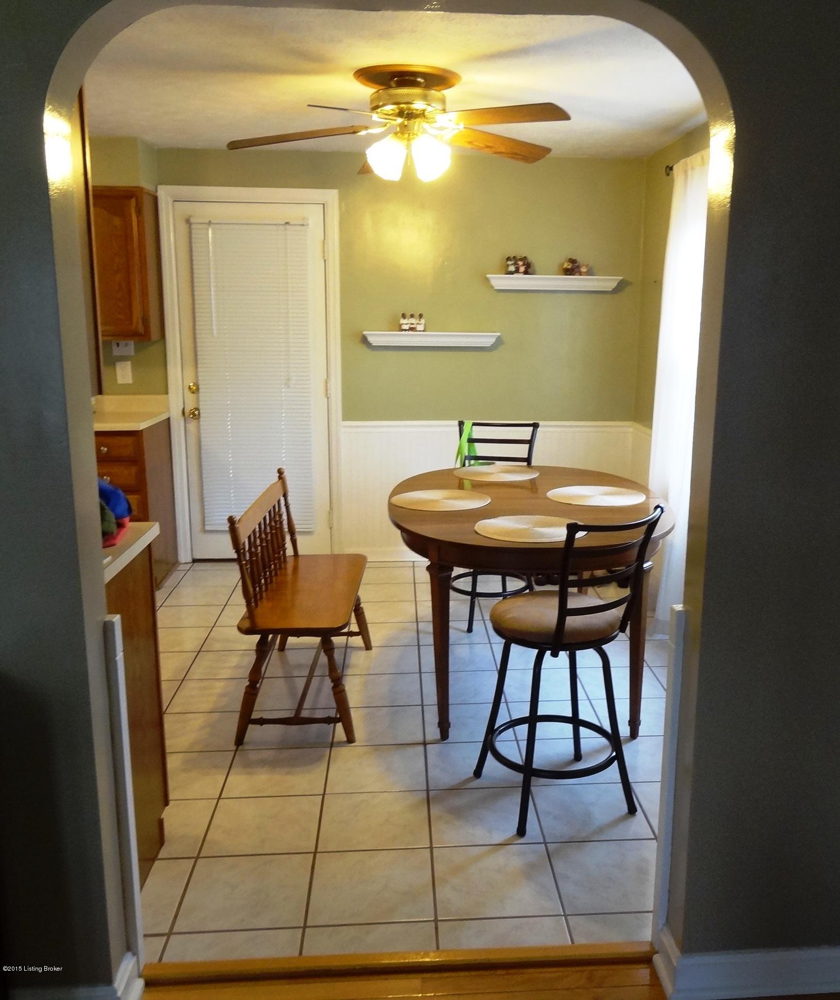 Kitchen eat in area