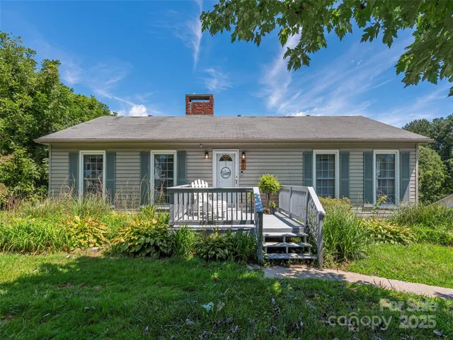 $315,000 | 91 Star Ridge Road, Canton, NC 28716