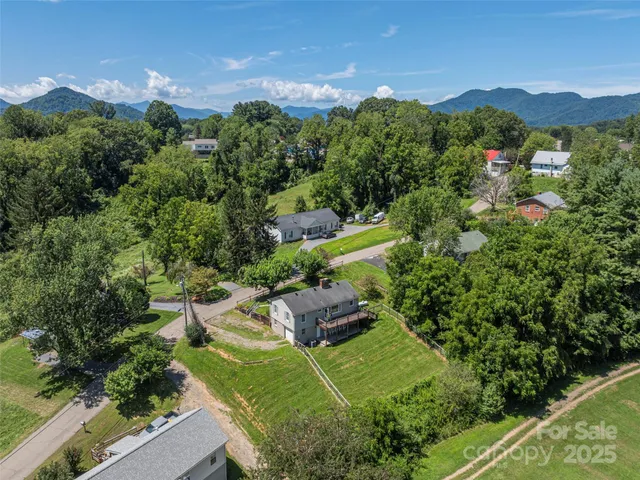$325,000 | 91 Star Ridge Road, Canton, NC 28716
