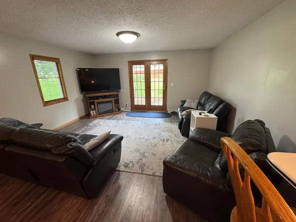$289,900 | 209 Burr Oak Drive, Albert Lea, MN 56007