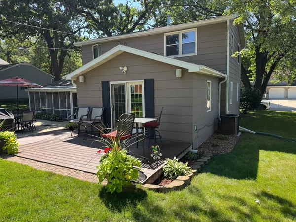 $289,900 | 209 Burr Oak Drive, Albert Lea, MN 56007