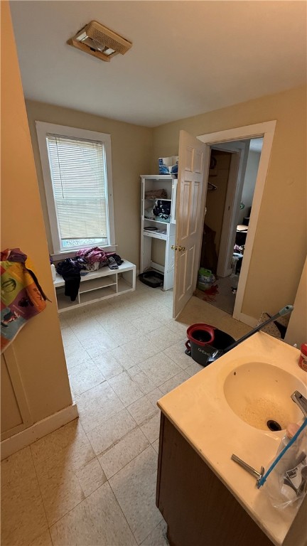 51 Maple Street Warren, MA 01083 - Photo 8 of 20