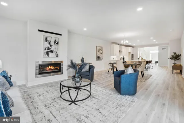 $698,900 | 2 A Leahy Drive, Newark, DE 19711