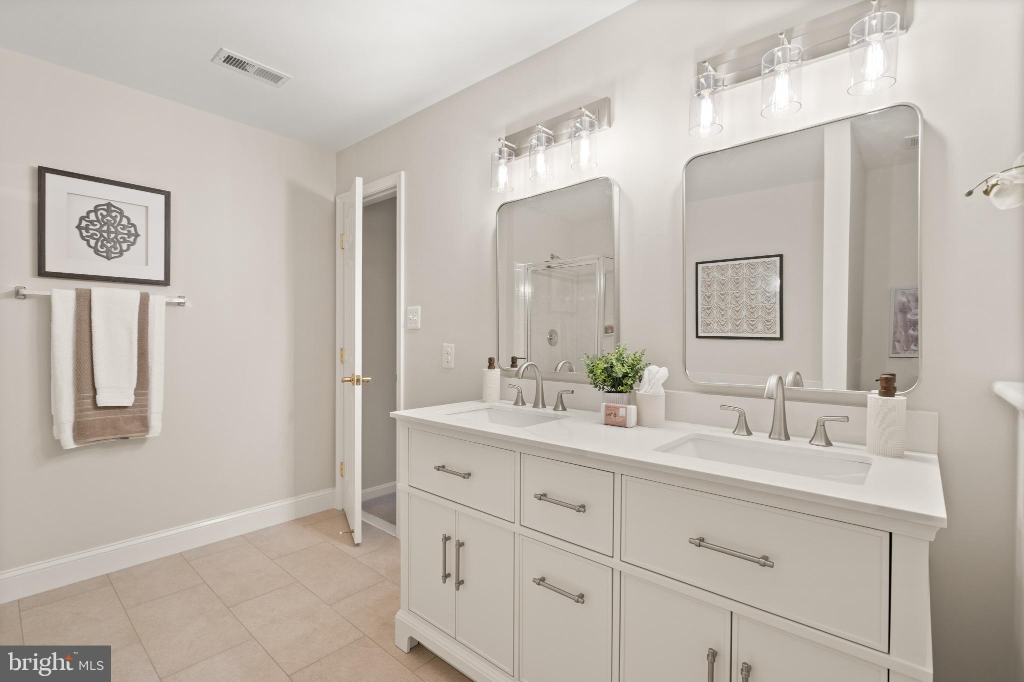 8560 Bauer Circle Springfield, VA 22152 - Photo 46 of 76 Gorgeous New Vanity