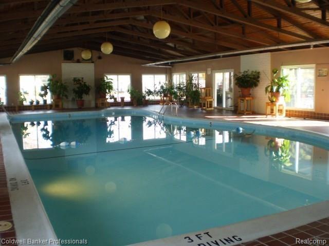 81 Manor Way, Unit 42 Rochester, MI 48309 - Photo 34 of 34 PA300399.JPG